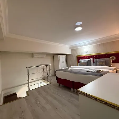 Rhythm Hotell 2*