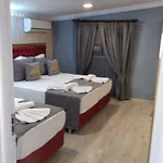 Hotel Rhythm