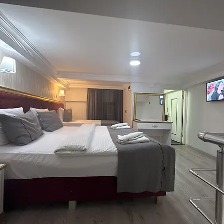 Hotel Rhythm 3*